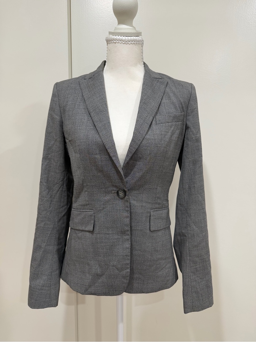 Theory Grey Single-Button Tailored Blazer